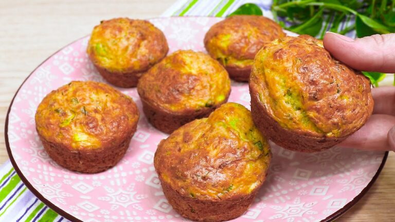 Warum habe ich noch nie so einen köstlichen, fluffigen Zucchiniauflauf gegessen?